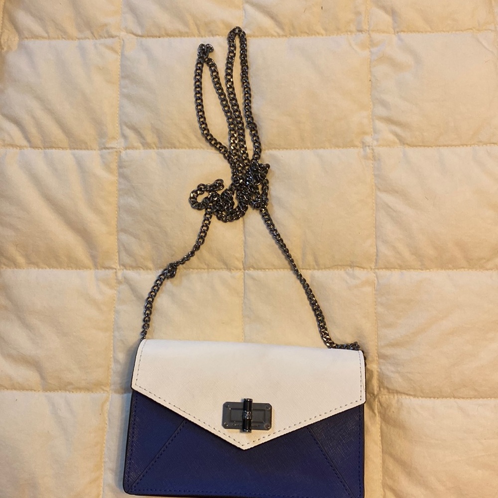 Diane Von Furstenberg Crossbody 💙💙